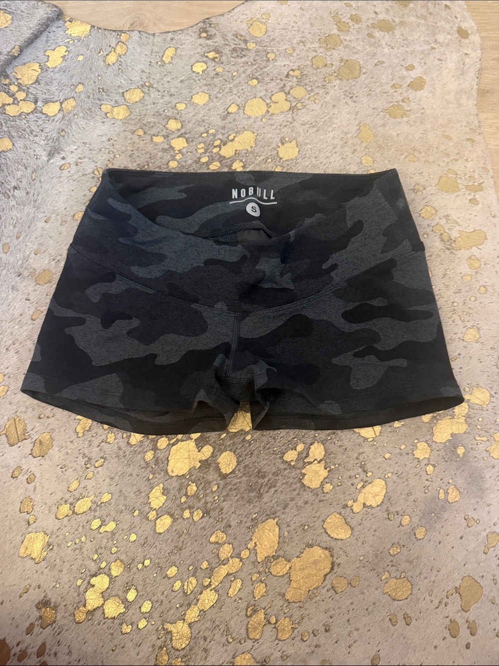 NOBULL Black & Dark Gray Camo Performance Shorts Size small NEW